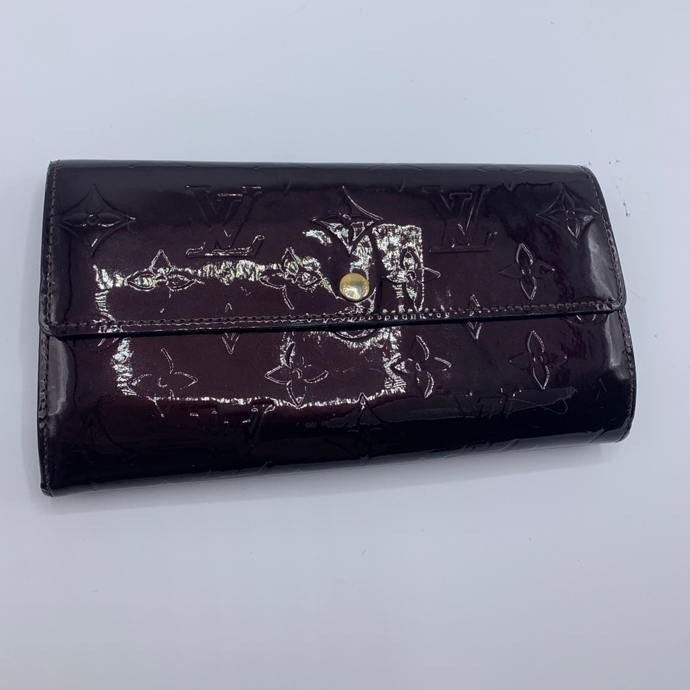 2007 Louis Vuitton Sarah Wallet Vernis Amarante